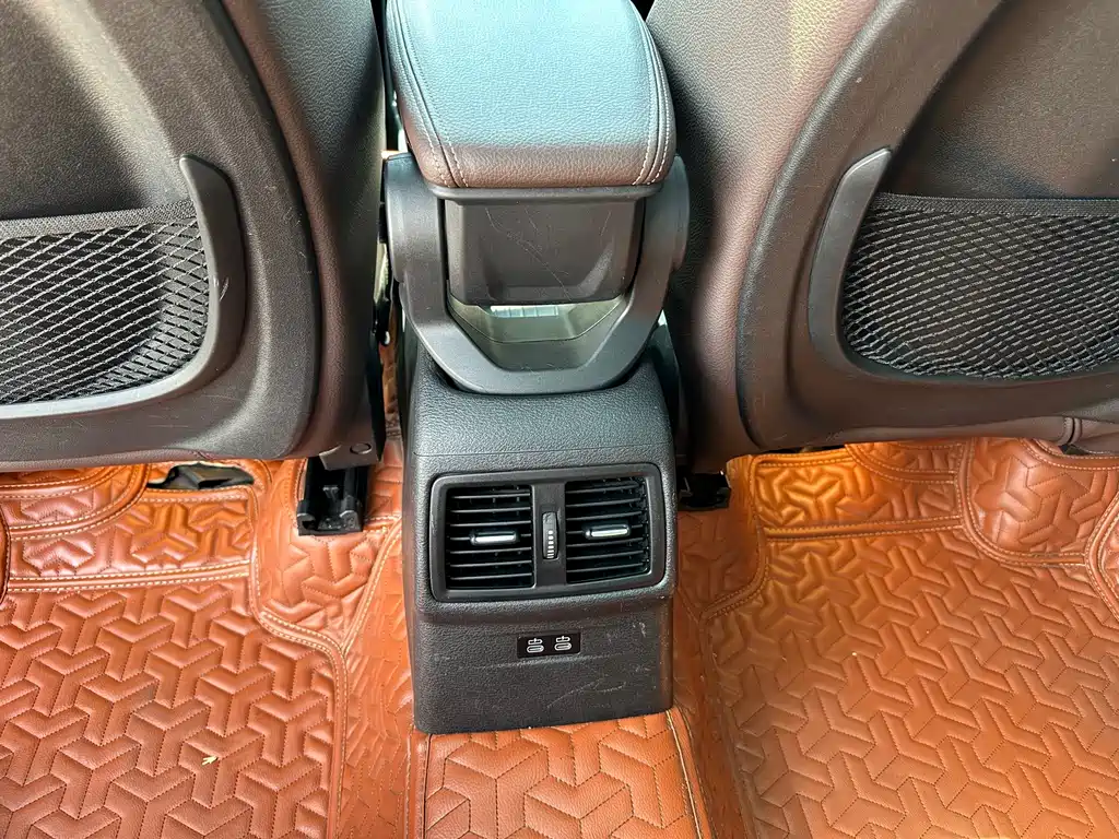 BMW X1 — миниатюра 14