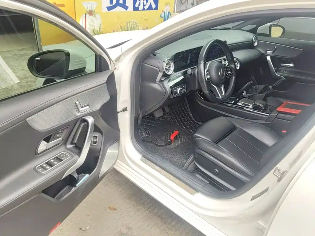 Mercedes-Benz A-Class — миниатюра 16
