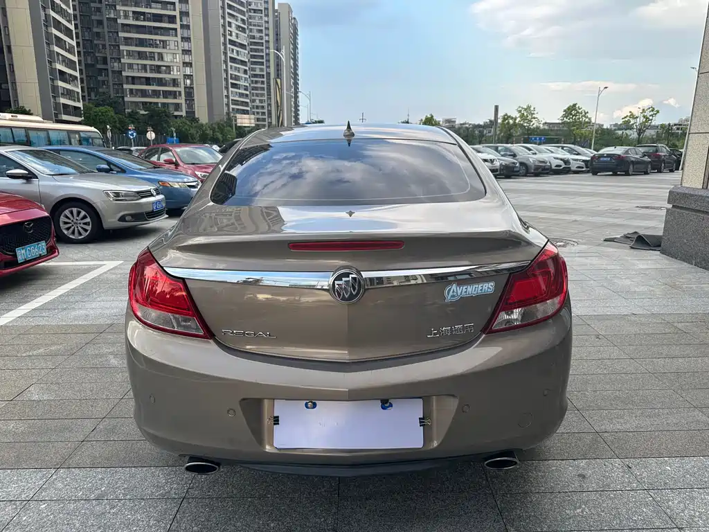 Buick Regal — миниатюра 9