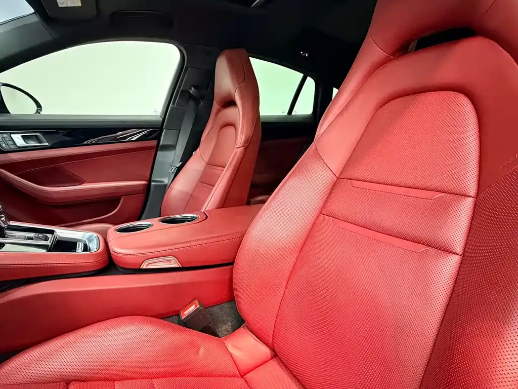 Porsche Panamera — миниатюра 6