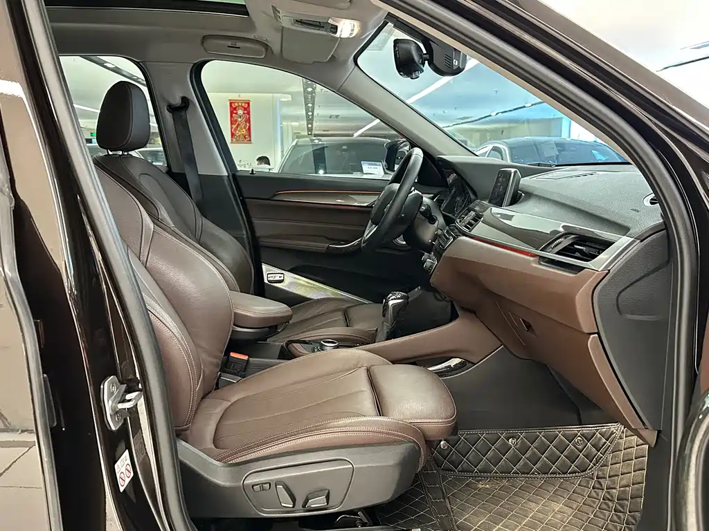 BMW X1 — миниатюра 12