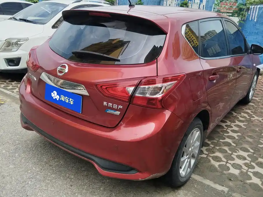Nissan Tiida — миниатюра 3