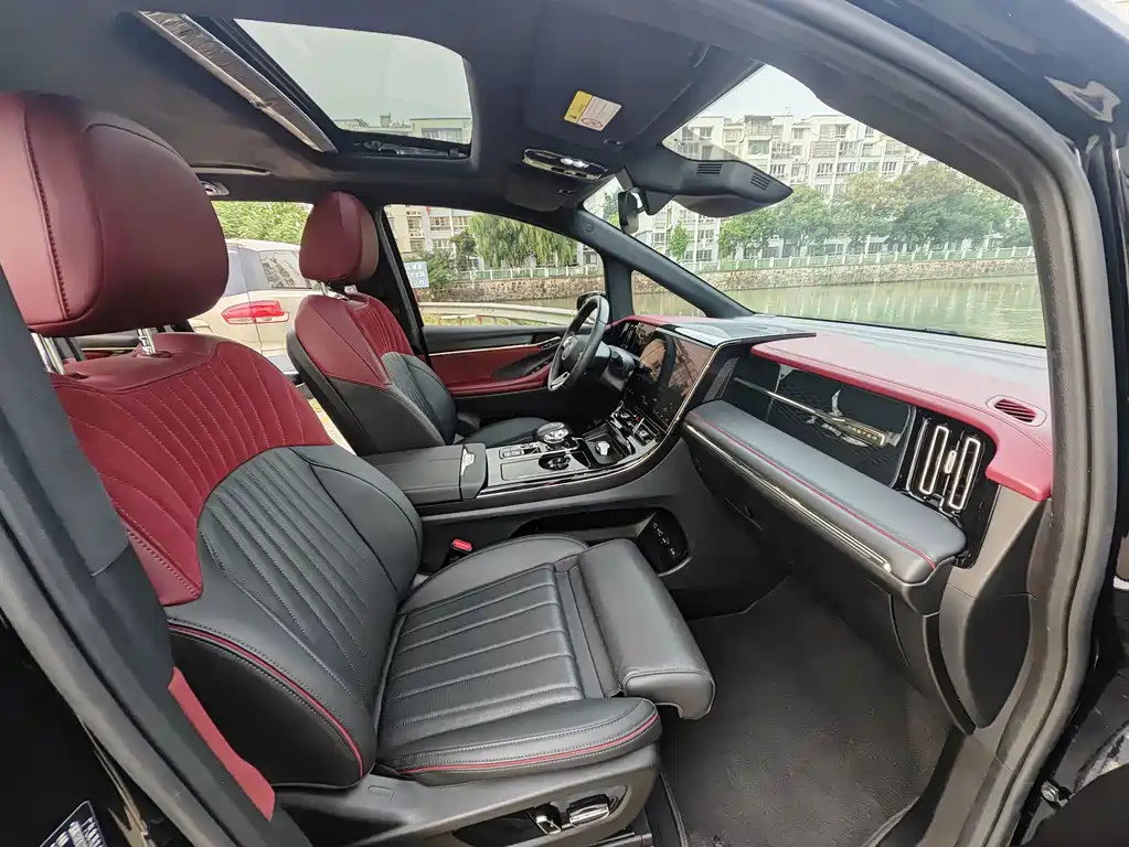 GAC Motor Trumpchi M8 — миниатюра 6