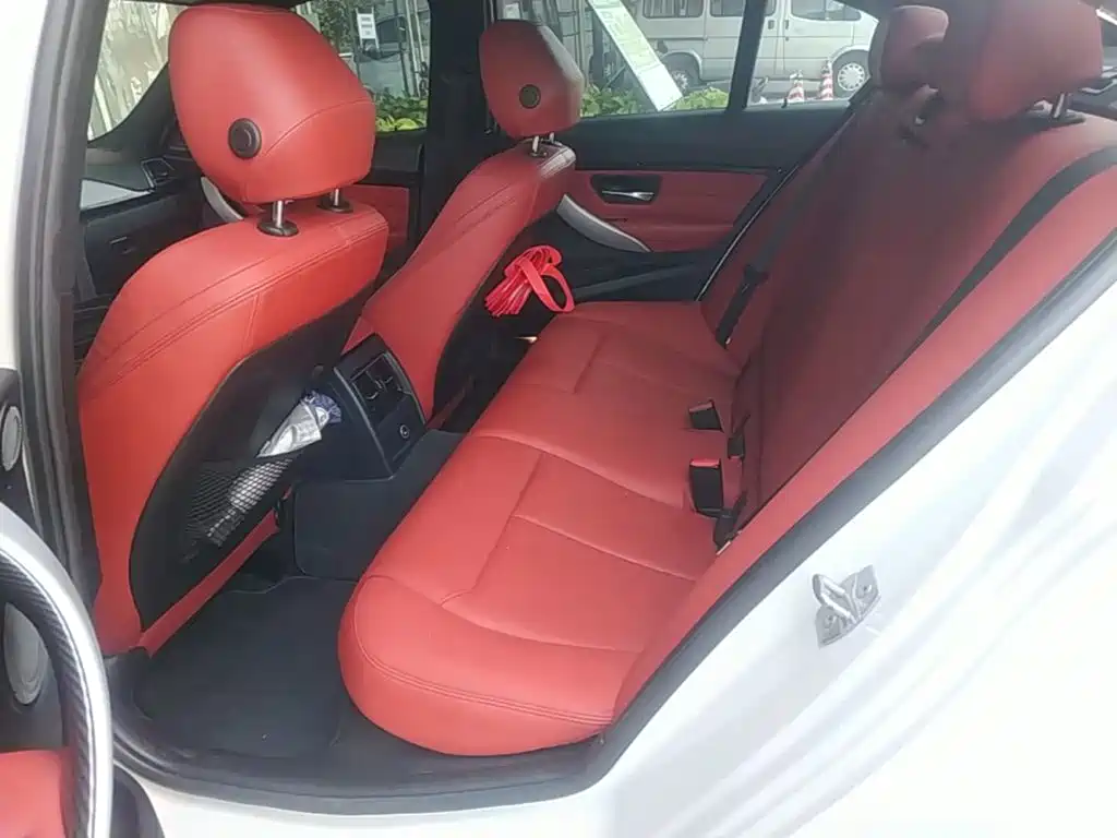 BMW 3 Series — миниатюра 17