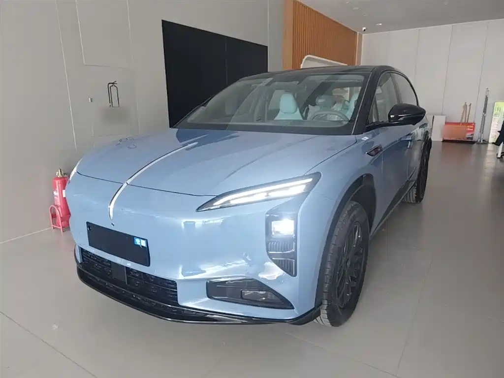 Hongqi 08 2025 605