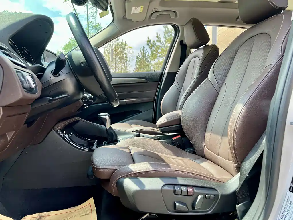 BMW X1 — миниатюра 13