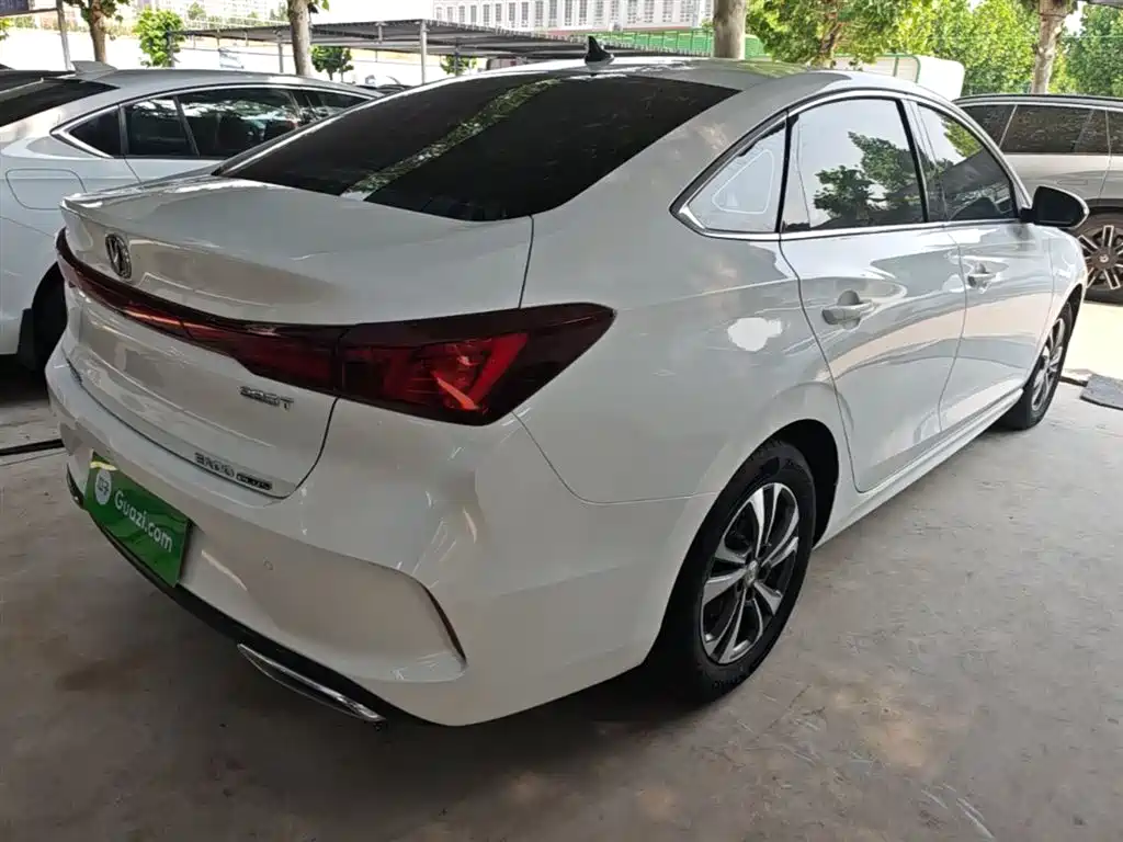 Changan Eado 2023 Enjoy PLUS NE 1.4T GDI DCT Luxury