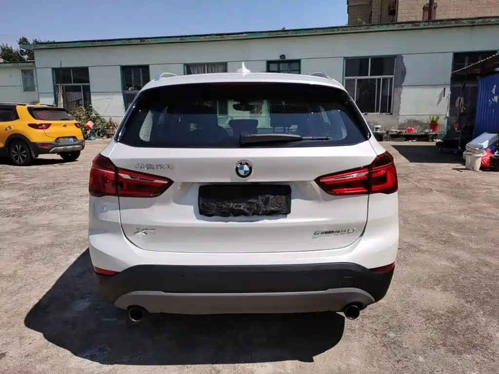 BMW X1 — миниатюра 6