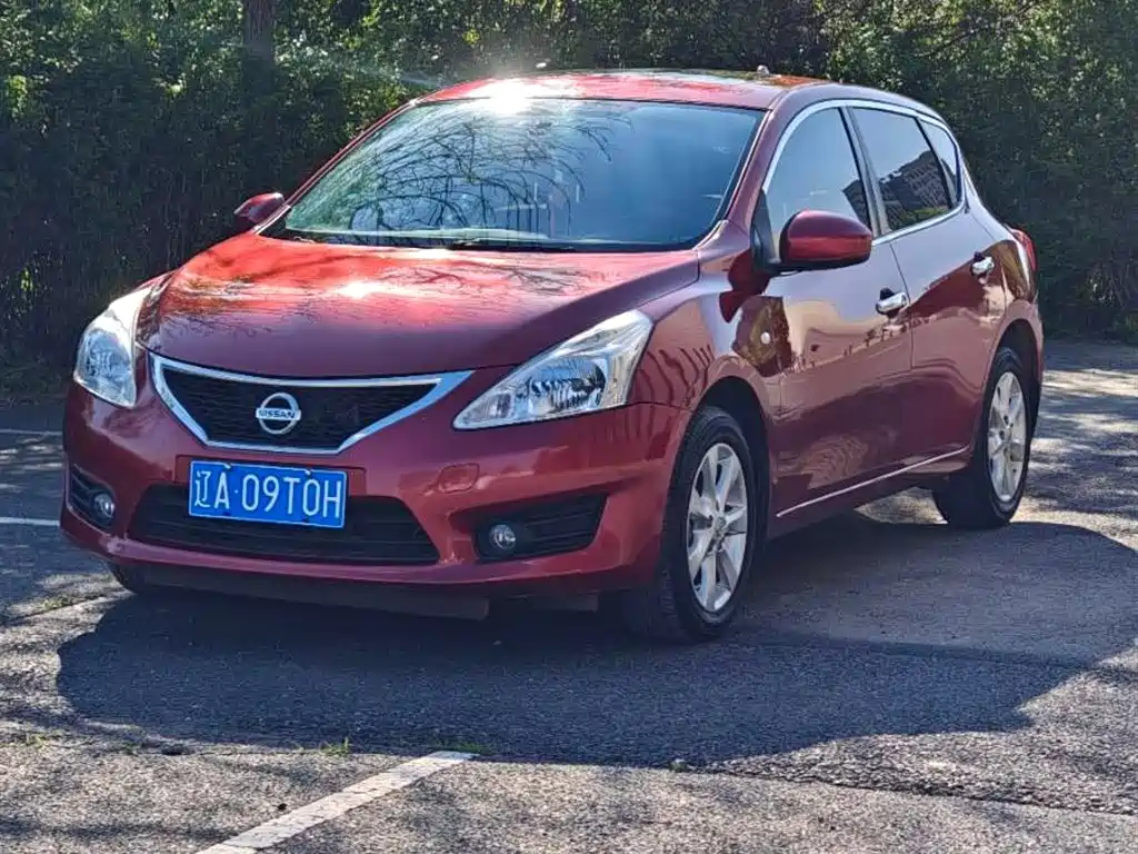 Nissan Tiida 2014