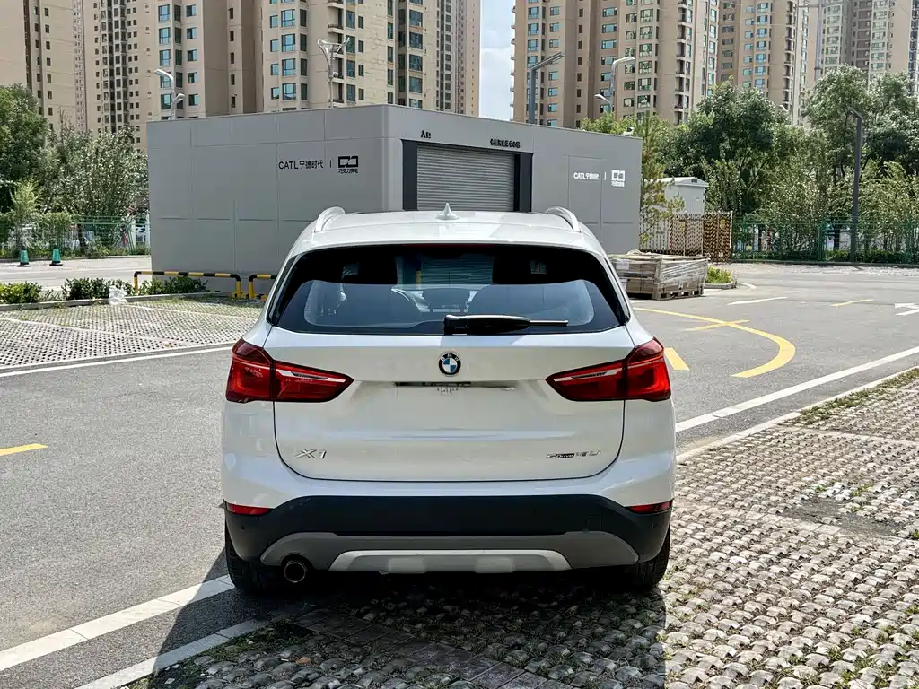 BMW X1 — миниатюра 5