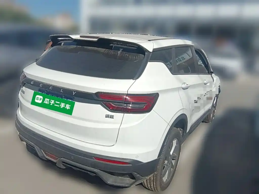 Geely Binyue — миниатюра 10
