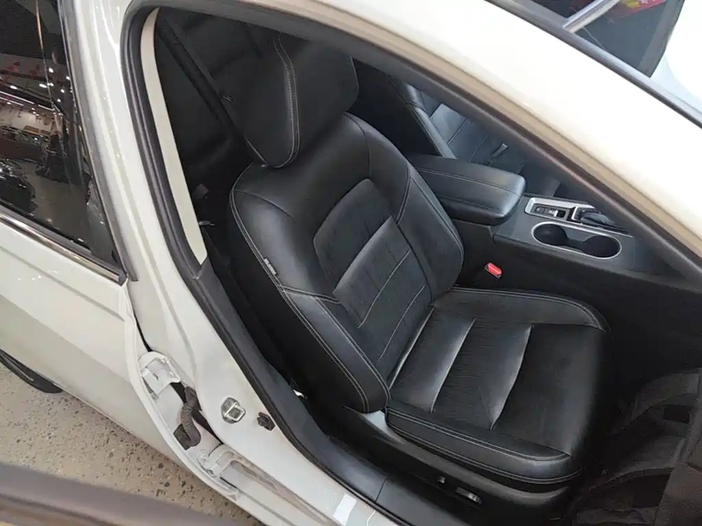 Nissan Teana — миниатюра 25