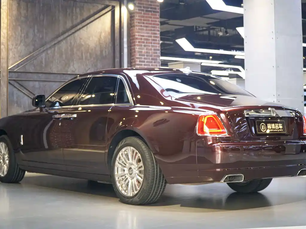 Rolls-Royce Ghost — миниатюра 6