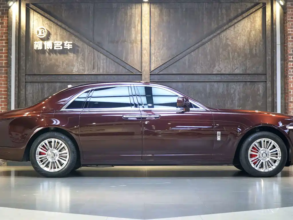 Rolls-Royce Ghost — миниатюра 26