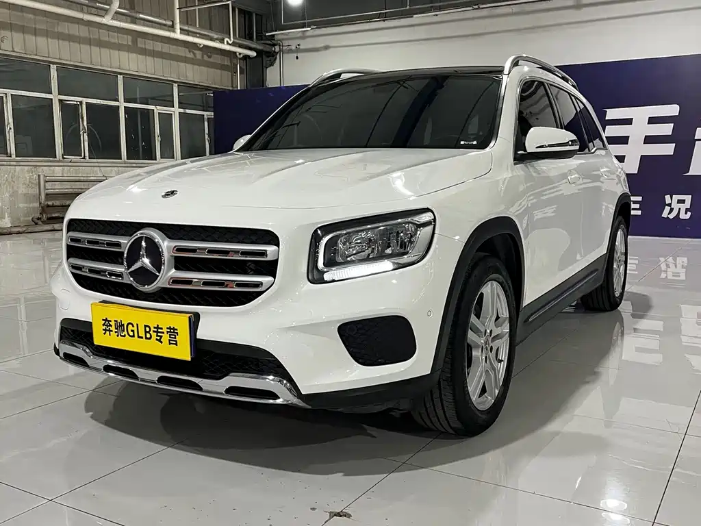 Mercedes-Benz GLB — миниатюра 2
