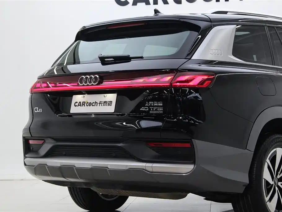 Audi Q6 2024 40 TFSI quattro 7 мест