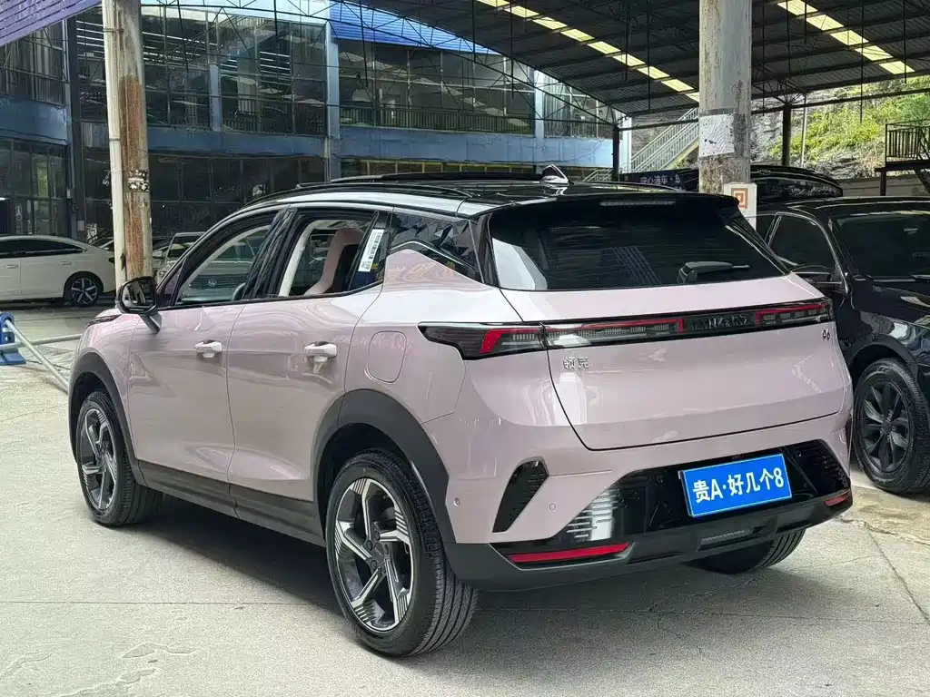 Lynk & Co 06 — миниатюра 8