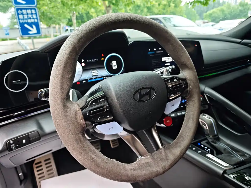 Hyundai Elantra N — миниатюра 17