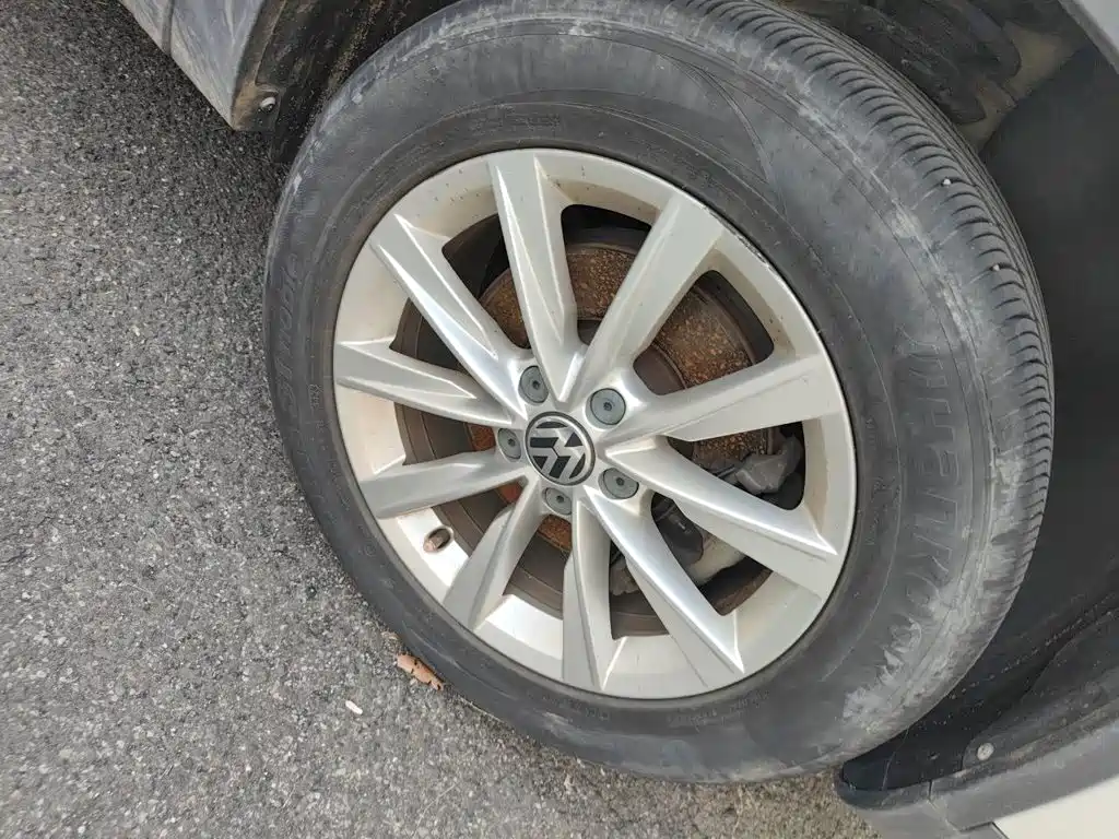 Volkswagen Tiguan — миниатюра 24