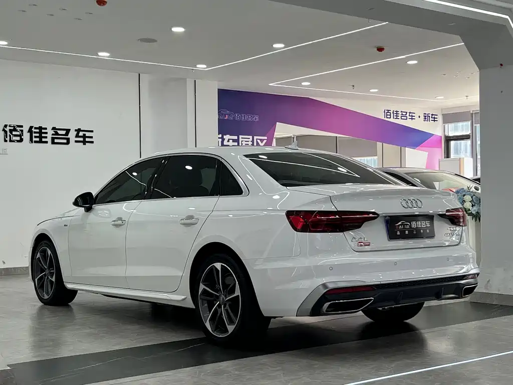 Audi A4L — миниатюра 7