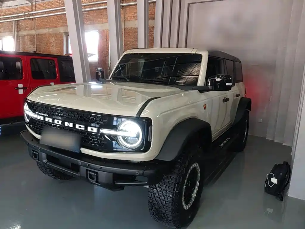 Ford Bronco