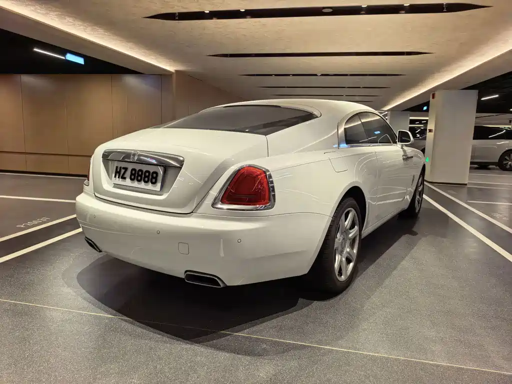 Rolls-Royce Wraith — миниатюра 18