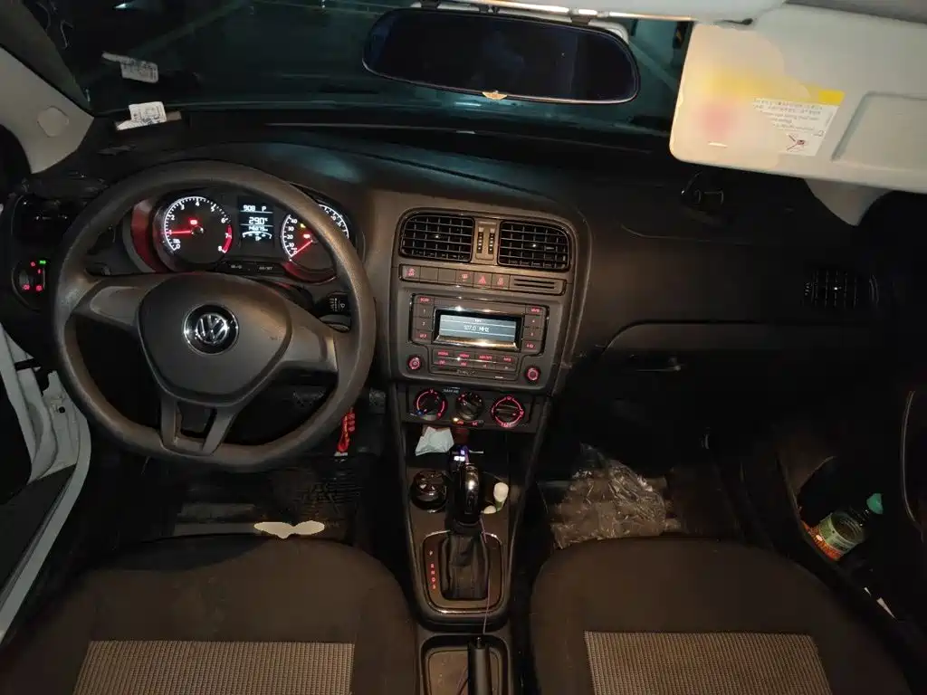 Volkswagen Polo — миниатюра 5