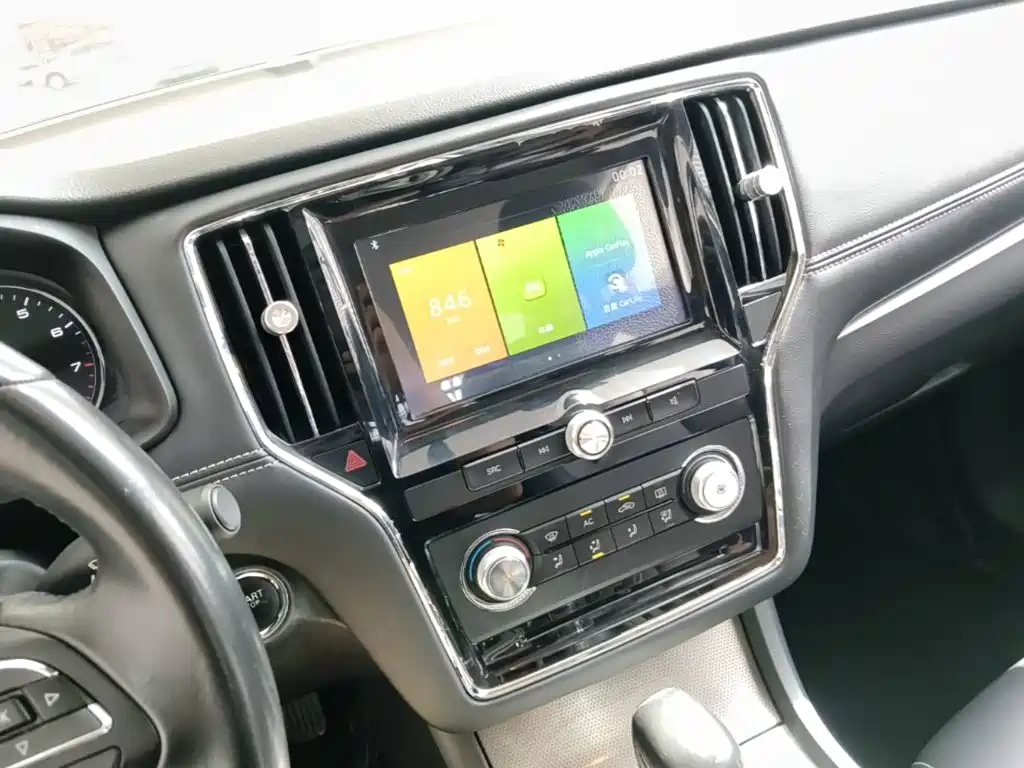 Roewe i6 Classic — миниатюра 13
