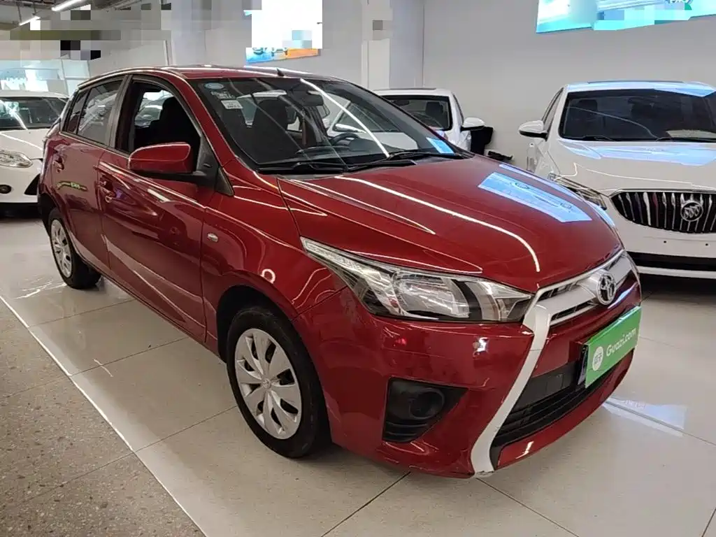 Toyota Yaris L — миниатюра 4