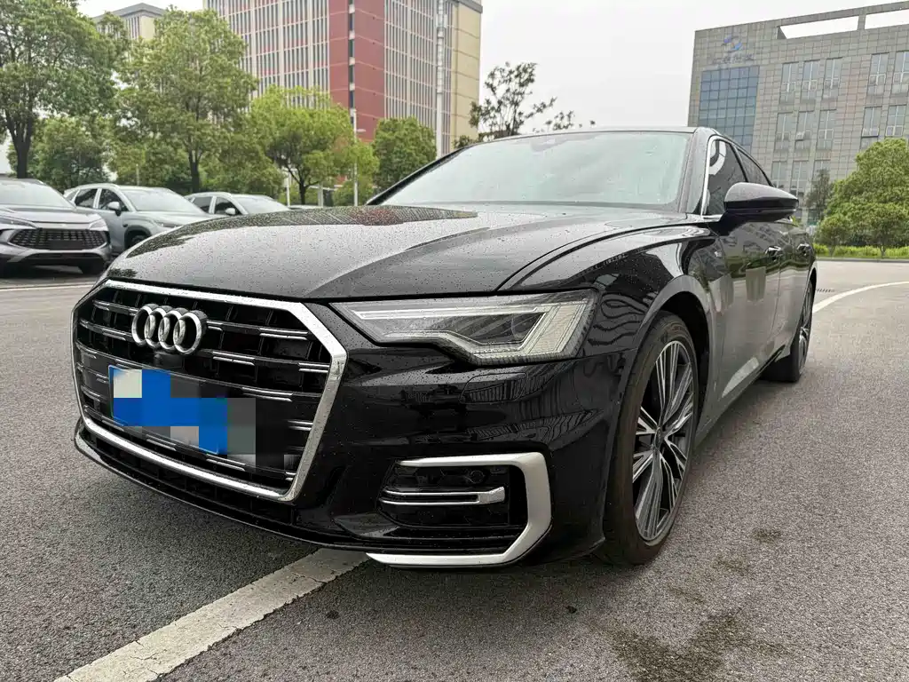 Audi A6L 2022