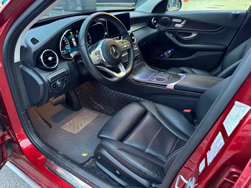 Mercedes-Benz C-Class — миниатюра 7