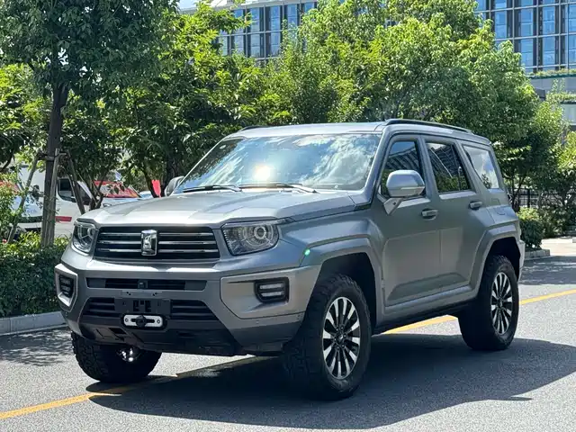 2024 TANK 700