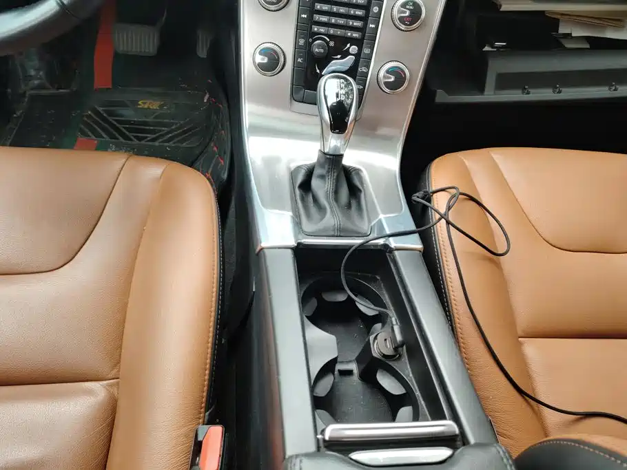Volvo S60 — миниатюра 16