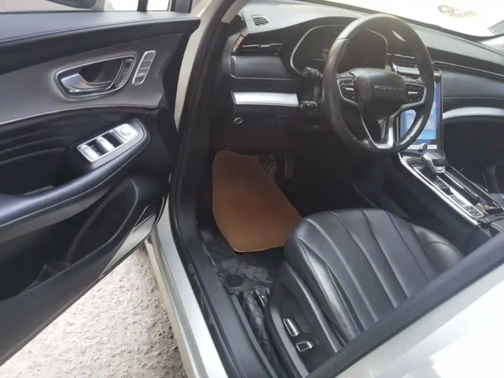 Roewe RX5 MAX — миниатюра 16