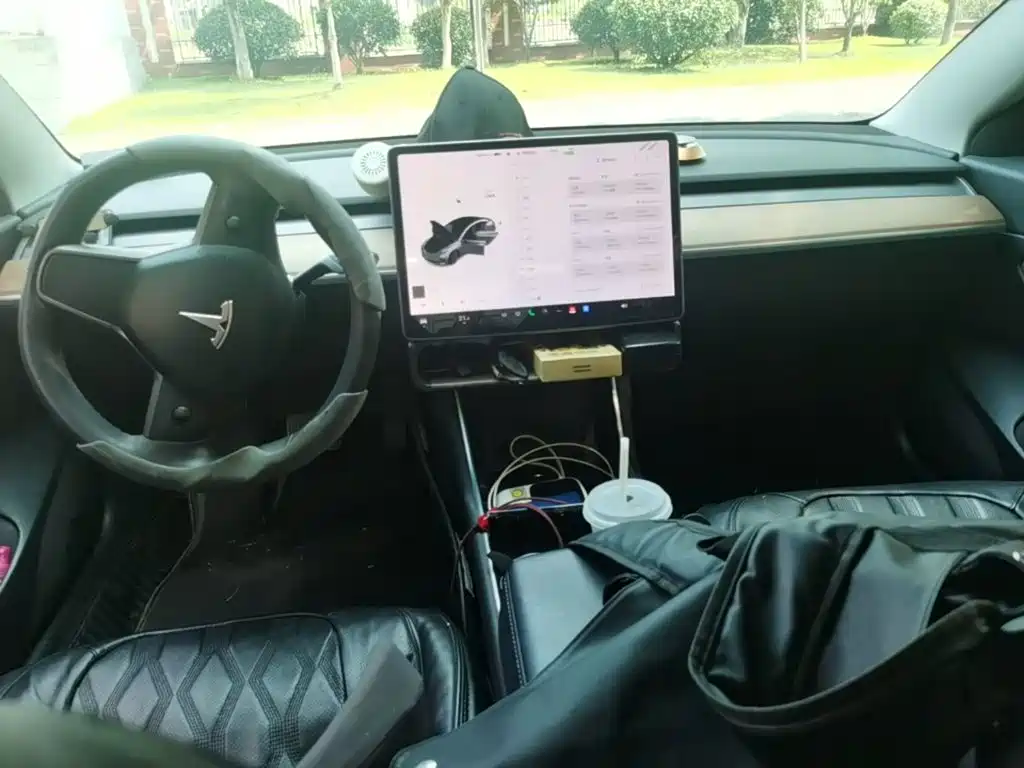 Tesla Model 3 — миниатюра 14