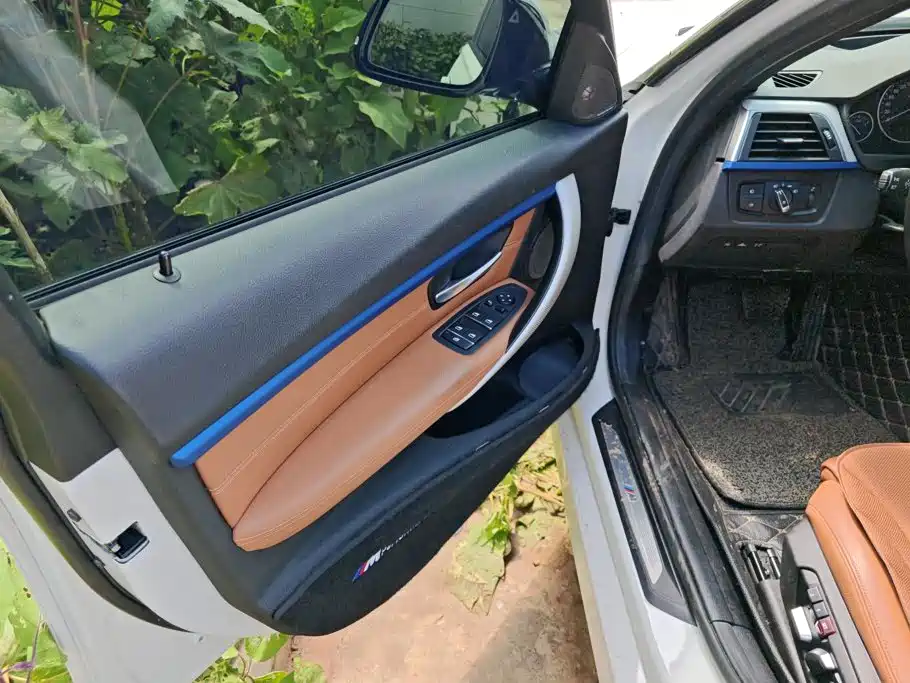 BMW 3 Series — миниатюра 7