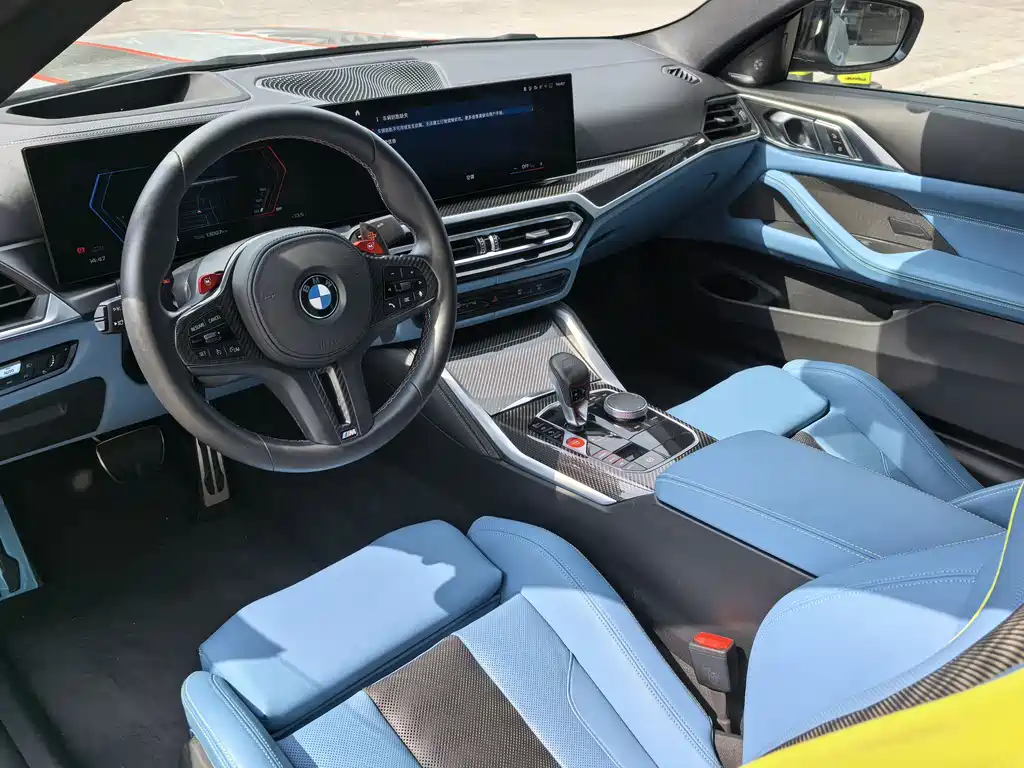 BMW M4 2024 M4