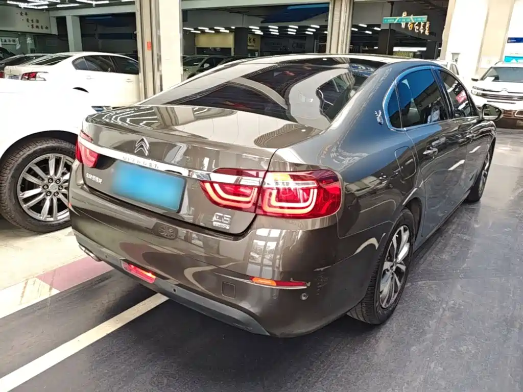 Citroen C6 — миниатюра 7