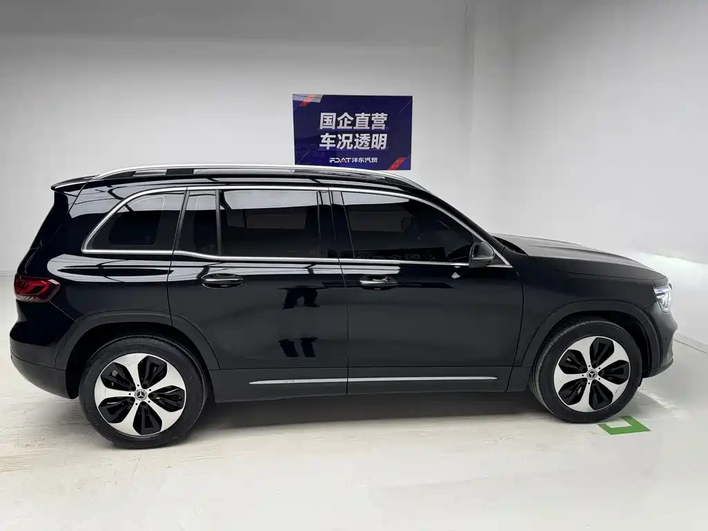 Mercedes-Benz GLB — миниатюра 7