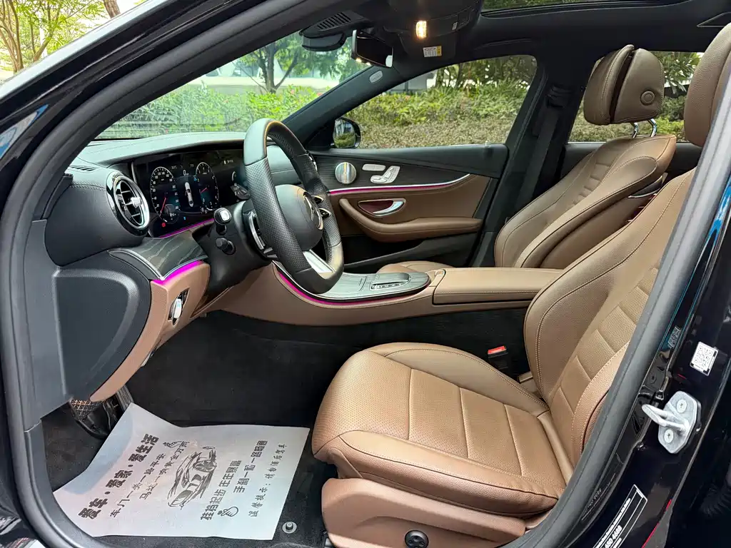 Mercedes-Benz E-Class — миниатюра 7