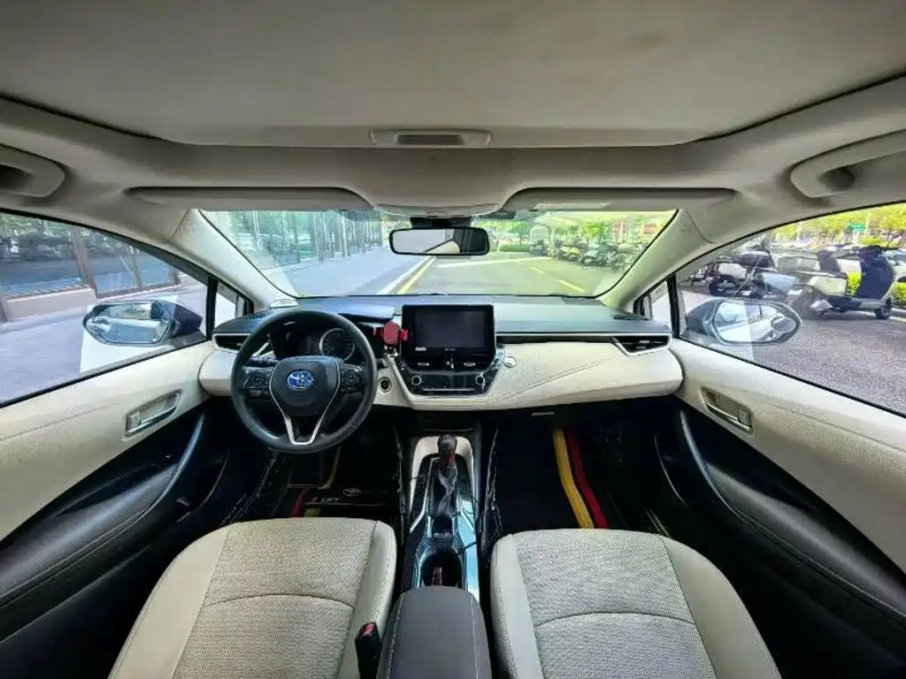 Toyota Corolla — миниатюра 4