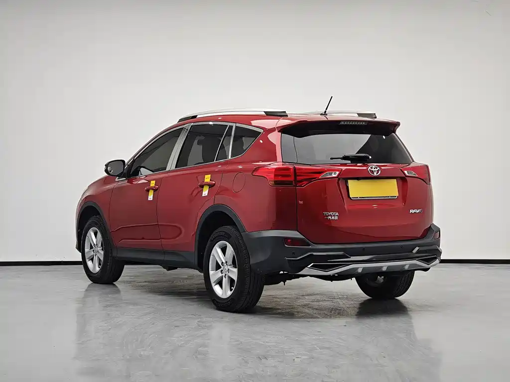 Toyota RAV4 2013 2.0L CVT 2WD Urban Edition