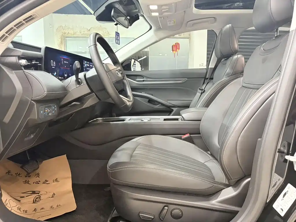 Ford Mondeo — миниатюра 7