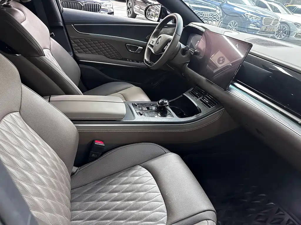 BYD Han — миниатюра 7