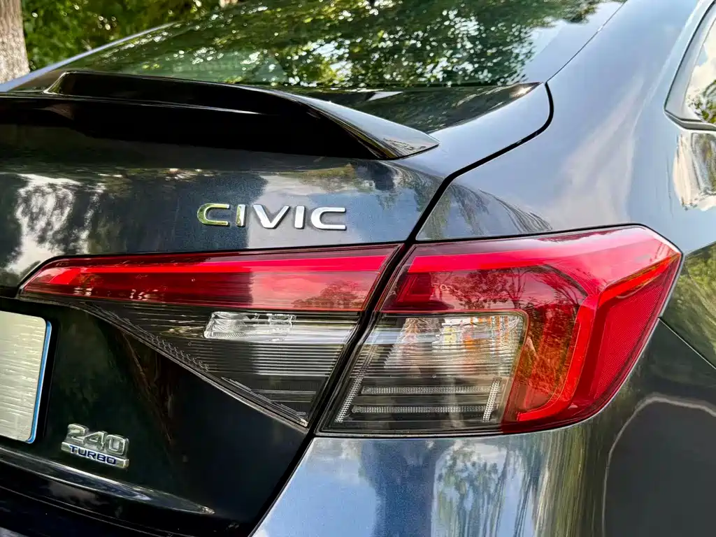 Honda Civic — миниатюра 17
