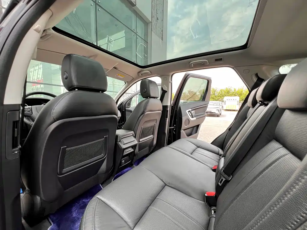 Land Rover Discovery Sport — миниатюра 11