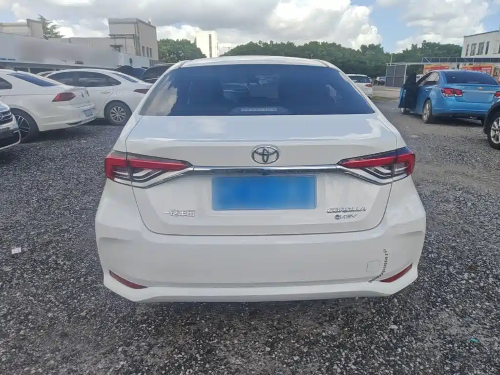Toyota Corolla — миниатюра 6