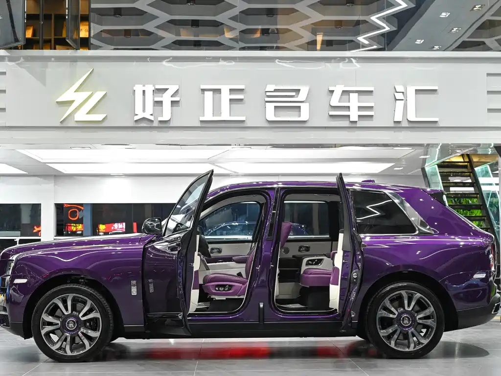 Rolls-Royce Cullinan — миниатюра 2