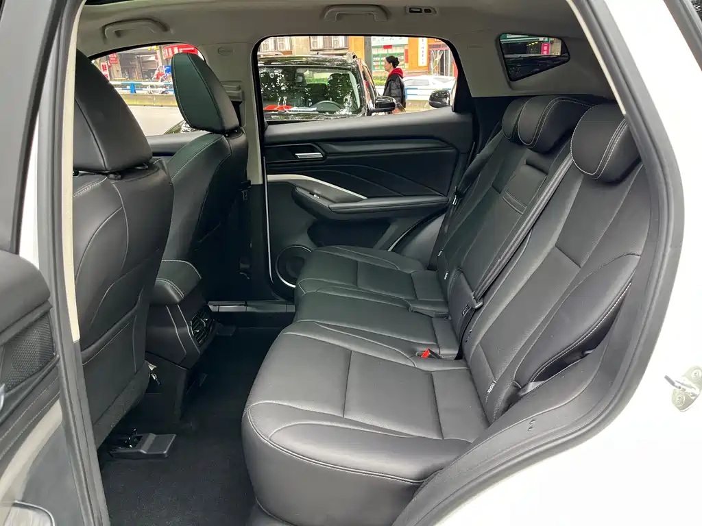 WEI PAI WEI BRAND VV6