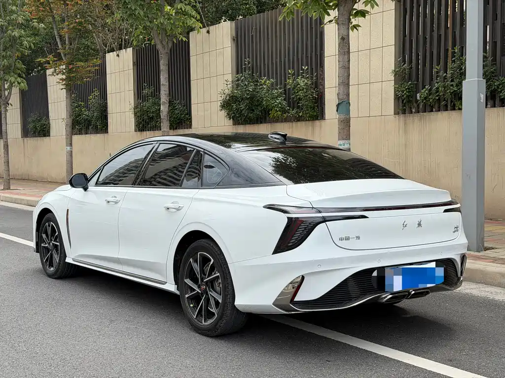 Hongqi Hongqi H6 — миниатюра 8